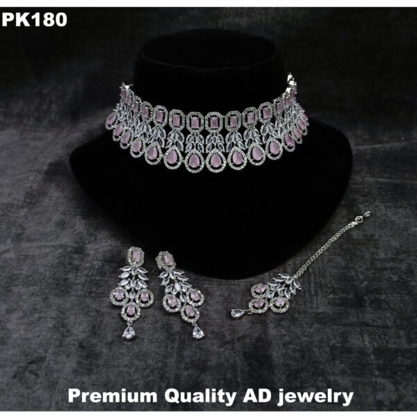 chocker set