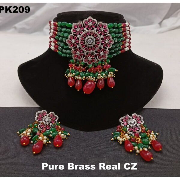choker set