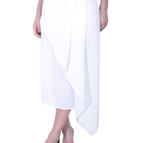 Asymmetrical skirt